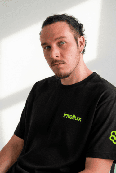 Gabriel Ávila - Designer